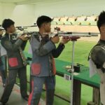 MENEMBAK